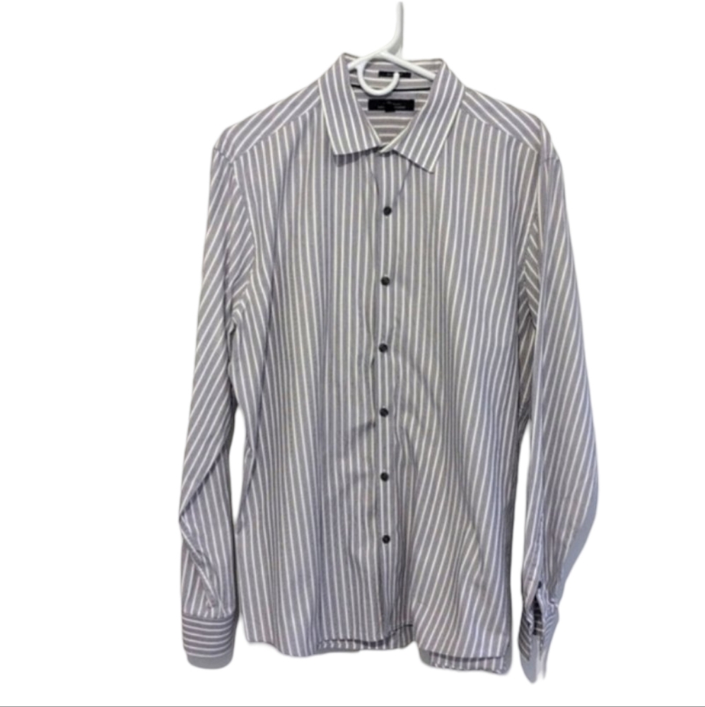 Marc Anthony dress shirt size XL great condition !